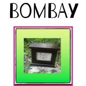 Bombay Display Picture Frame Holder